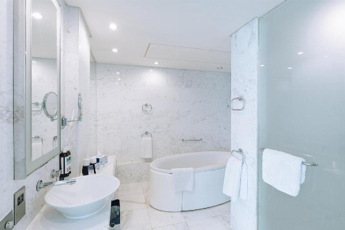 Media One Hotel image 27